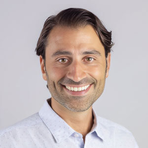 Dennis Pilarinos photo